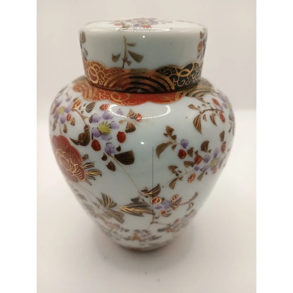 Vintage Kutani Japanese Hand Painted Lidded Ginger Jar 5